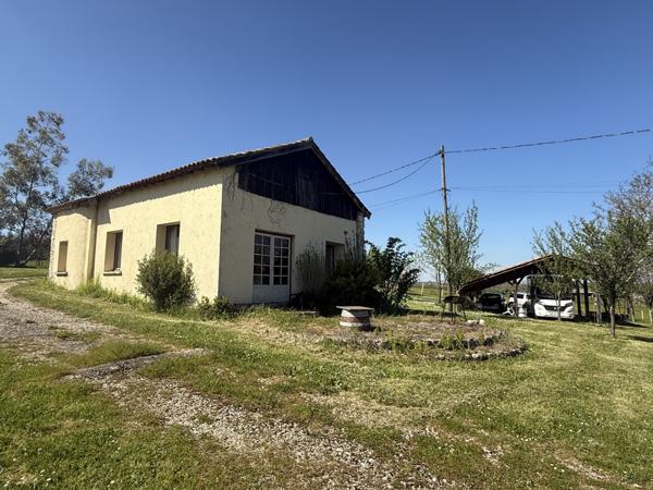 Penne-d'Agenais (47140) LOT ET GARONNE Secteur Penne d-Agenais Charmant Ensemble en Pierre avec Piscine avec hectare terrain