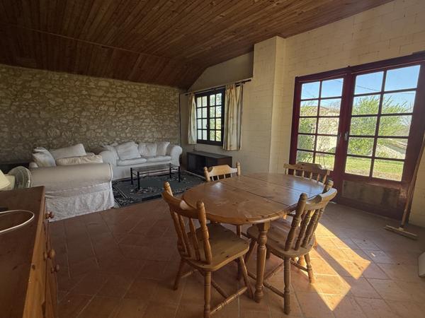 Penne-d'Agenais (47140) LOT ET GARONNE Secteur Penne d-Agenais Charmant Ensemble en Pierre avec Piscine avec hectare terrain