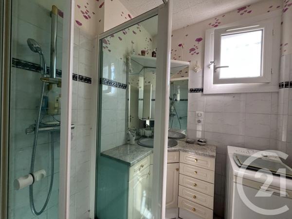 Appartement T3 à vendre  3 pièces - 74,64 m 2   CHATEAUROUX  - 36