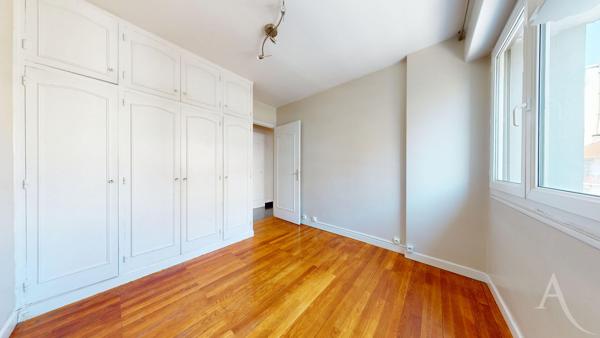 Appartement Grenoble 3 pièce(s) 65.46 m2