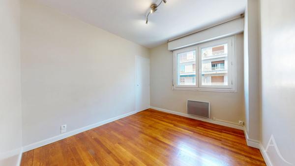 Appartement Grenoble 3 pièce(s) 65.46 m2