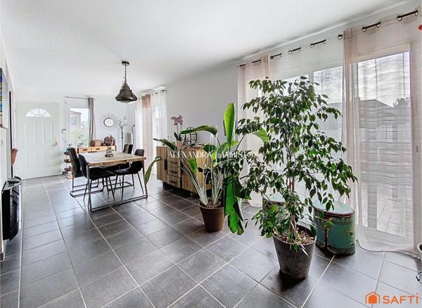 Maison - 5 pièces - 108m²