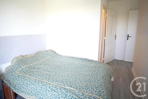 Appartement F5 à vendre  5 pièces - 95 m 2   CRETEIL  - 94