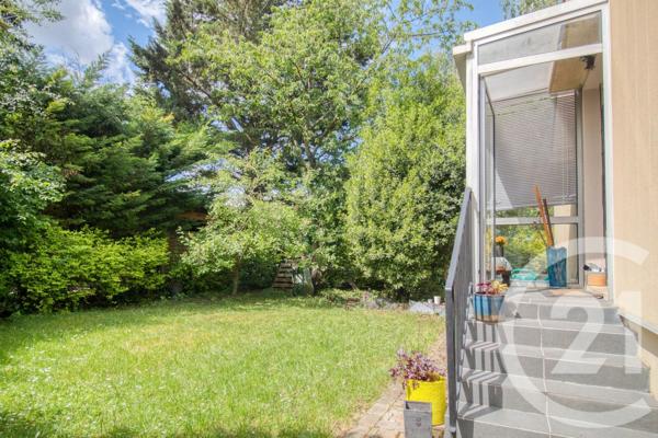Maison à vendre  5 pièces - 82,40 m 2   ERMONT  - 95