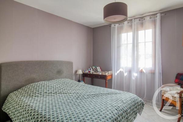 Maison à vendre  5 pièces - 82,40 m 2   ERMONT  - 95