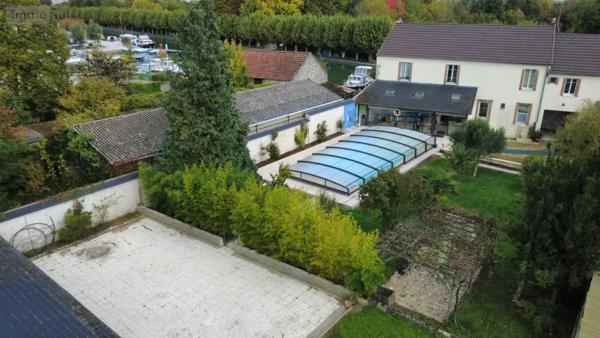 Achat - Maison Montargis 45200 5 pièces 217 m 2 1127 m 2