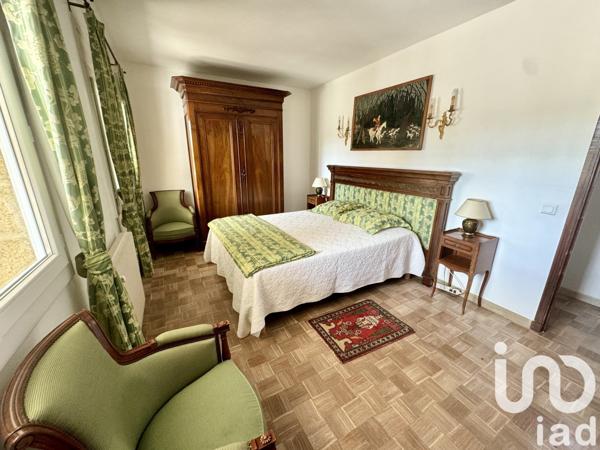 Maison d’architecte 7 pièces de 277 m² à Beaucaire (30300)