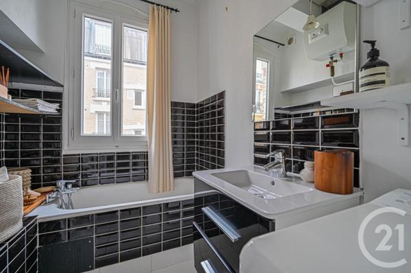 Appartement F1 à vendre  1 pièce - 27,50 m2 PARIS - 75012