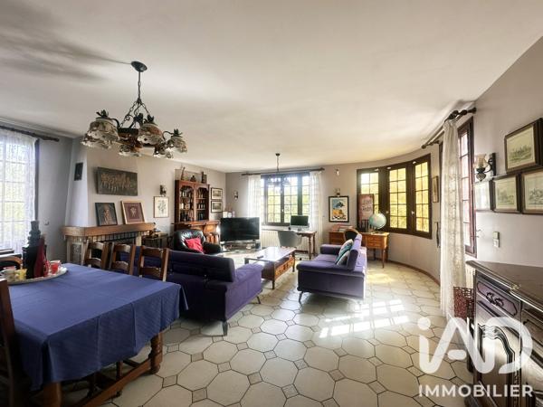 Maison à vendre 5 pièces 197 m² Noisy-le-Grand