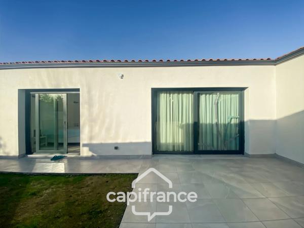 À Vendre : Maison Neuve de 2024 - Plain-pied Moderne et Équipée à Rochefort 17300