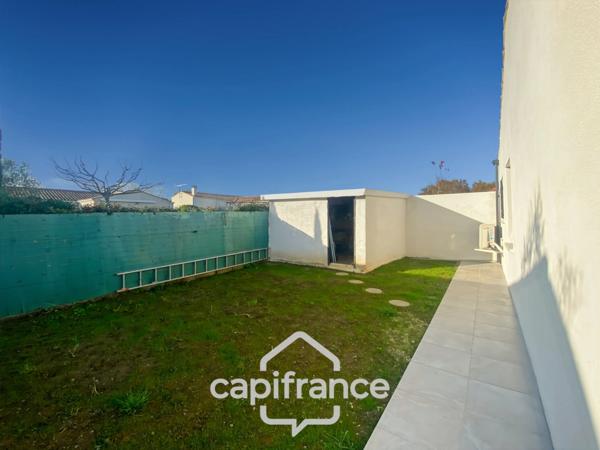 À Vendre : Maison Neuve de 2024 - Plain-pied Moderne et Équipée à Rochefort 17300