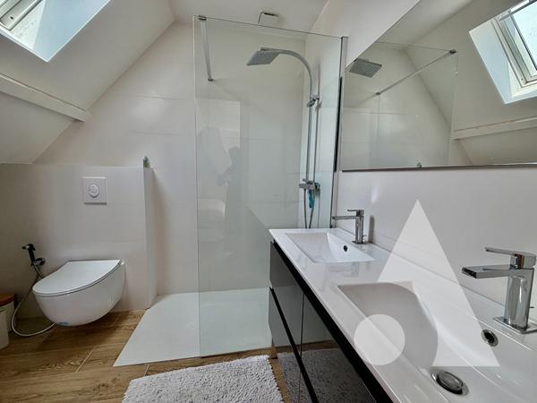 Maison 6 pièces 159.96 m2