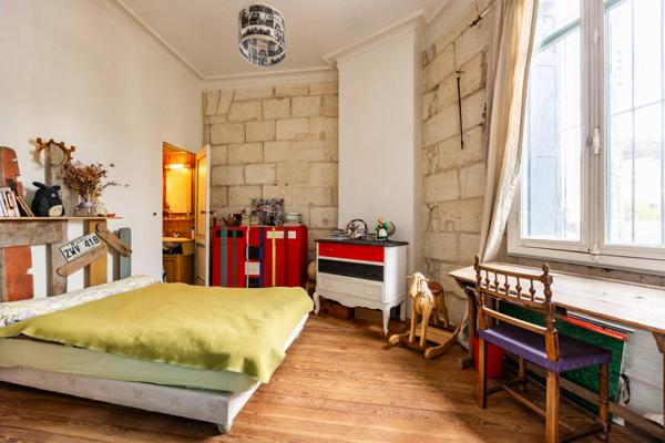 ECHOPPE DE PLAIN PIED AVEC JARDIN ET STATIONNEMENT A BORDEAUX CAUDERAN PRIMEROSE