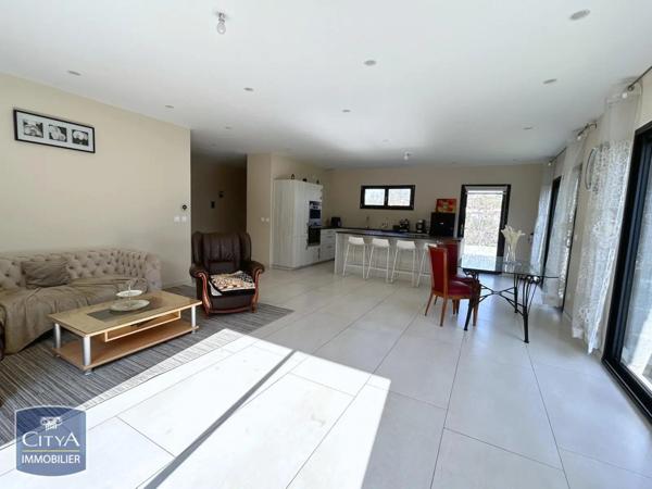 Maison à vendre 4 pièces 118m²