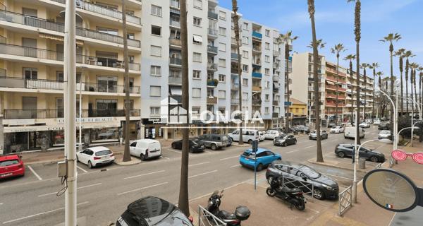 À vendre Local commercial 55 m² - Cagnes-sur-mer 06800