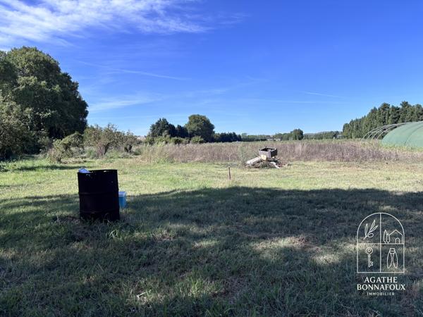 Maison provençale 226 m2 à rénover sur 5000 m2 de terrain