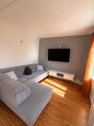 Vente                                                      Maison
                        
                     3 pièces                      61 m2                     à Vigneux-sur-Seine