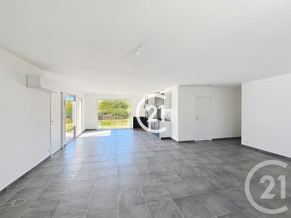 Maison à vendre  5 pièces - 118 m 2   COGNAC  - 16