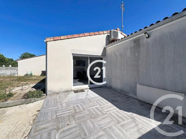 Maison à vendre  5 pièces - 118 m 2   COGNAC  - 16