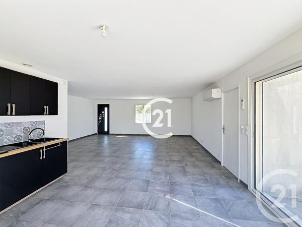 Maison à vendre  5 pièces - 118 m 2   COGNAC  - 16