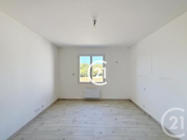 Maison à vendre  5 pièces - 118 m 2   COGNAC  - 16
