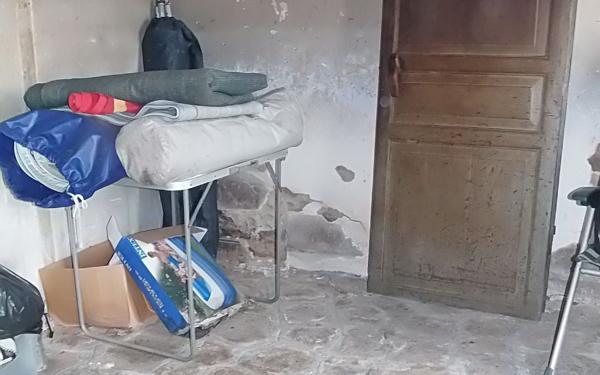 Maison à vendre    1 pièce •  Saint-Agnant-de-Versillat