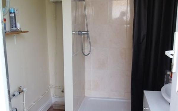 Maison à vendre    1 pièce •  Saint-Agnant-de-Versillat