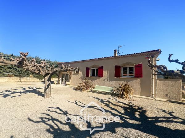 Propriété de plain pied en campagne vue panoramique, construction 1980, habitation de 177m2 3/4 chambres sur un terrain de 2280m2