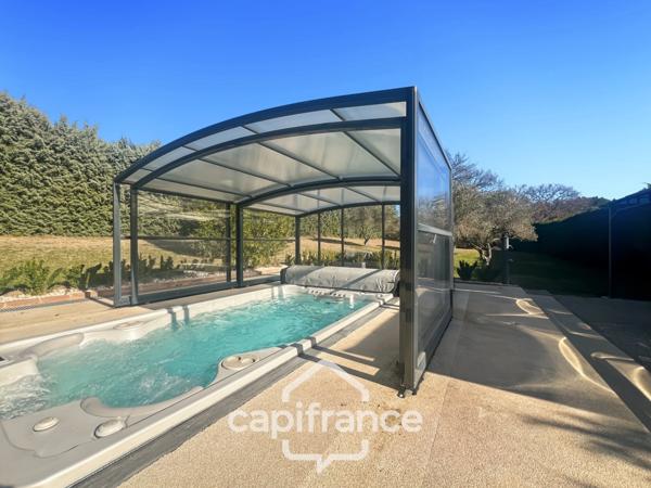 Propriété de plain pied en campagne vue panoramique, construction 1980, habitation de 177m2 3/4 chambres sur un terrain de 2280m2