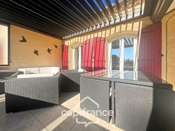 Propriété de plain pied en campagne vue panoramique, construction 1980, habitation de 177m2 3/4 chambres sur un terrain de 2280m2