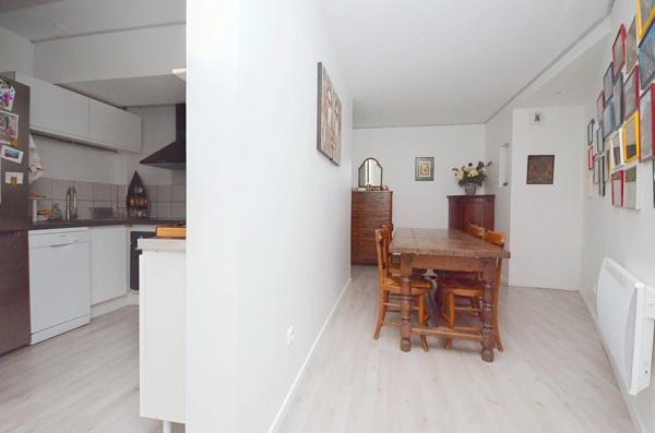 SAINT GERMAIN EN LAYE – 700 m RER A - 2/3 PIECES - 1 CHAMBRE - RDJ - TERRASSE - ASCENSEUR - CAVE - DOUBLE PARKING