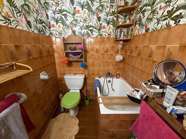 DAX- STUDIO-Ascenseur-cave et parking