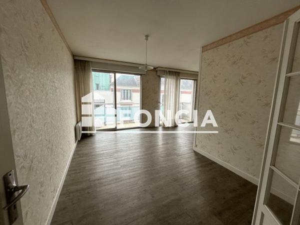 Location Appartement 3 pièces 70.47 m² - 22 RUE DE VAUQUOIS Blois 41000
