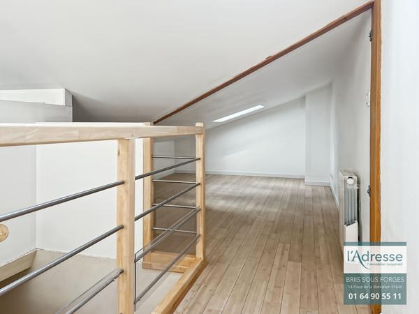 Centre ville de Rambouillet 2P 28m² ( 60m² au sol)