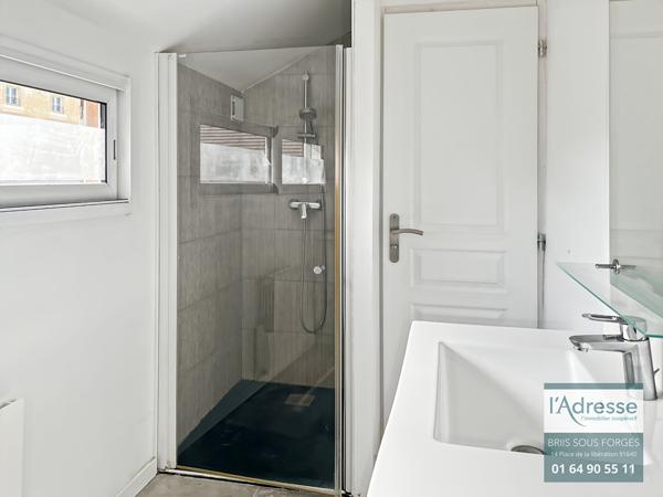 Centre ville de Rambouillet 2P 28m² ( 60m² au sol)