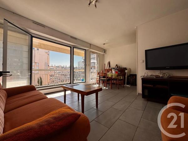 Appartement F2 à vendre  2 pièces - 50 m 2   PARIS  - 75019