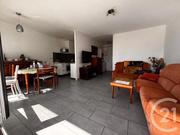 Appartement F2 à vendre  2 pièces - 50 m 2   PARIS  - 75019