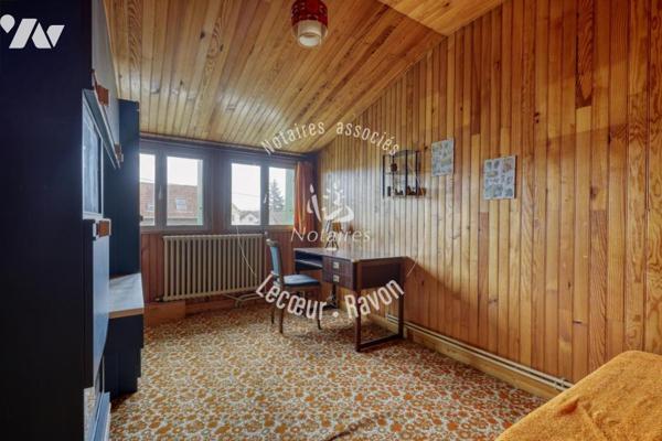 Maison familiale avec grand jardin, La Chapelle Saint-Jean Bois d'Arcy