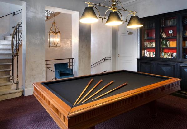 Château, installation équestre (haras) à vendre au coeur du bocage bourbonnais - Maison de gardien, club house, maison des cavaliers, boxes, écuries - Terrain de 40 hectares