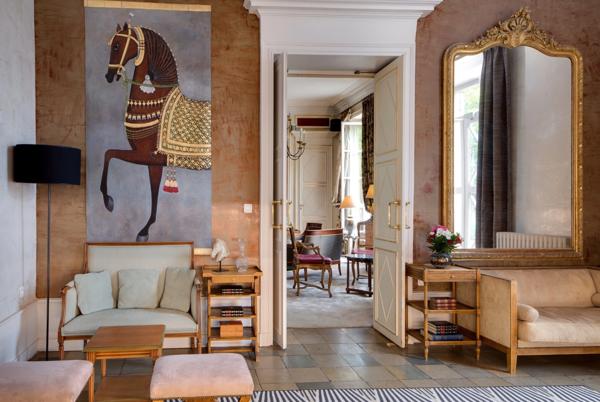 Château, installation équestre (haras) à vendre au coeur du bocage bourbonnais - Maison de gardien, club house, maison des cavaliers, boxes, écuries - Terrain de 40 hectares