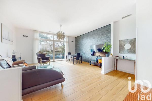 Maison à vendre 9 pièces 223 m² Pessac