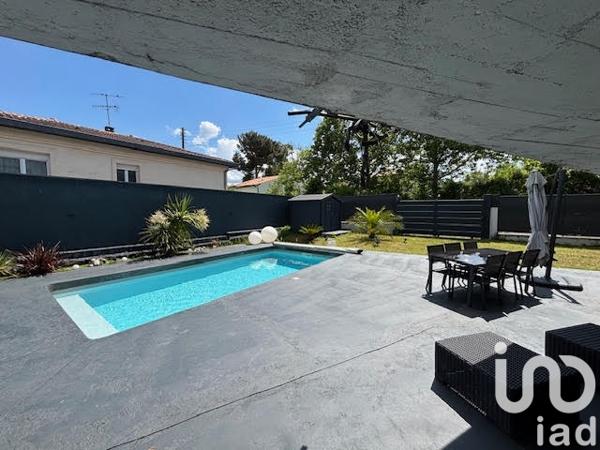 Maison à vendre 9 pièces 223 m² Pessac