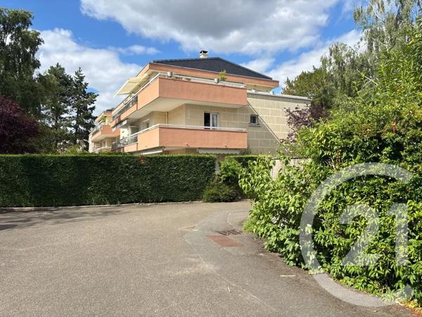 Appartement F4 à vendre  4 pièces - 74,11 m 2   RAMBOUILLET  - 78