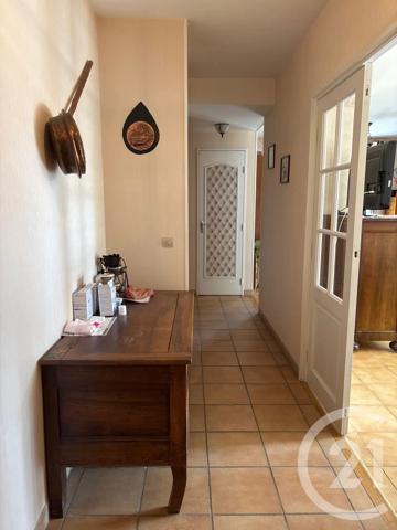 Appartement F4 à vendre  4 pièces - 74,11 m 2   RAMBOUILLET  - 78