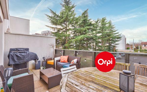 Appartement à vendre    4 pièces • 111,23 m2 Saint-Priest