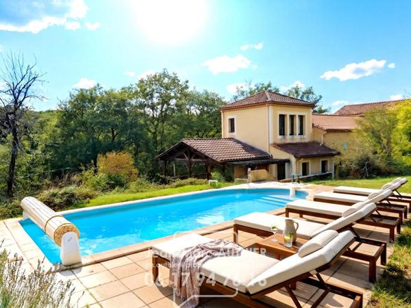 Propriété de charme, 212 m2, 6 chambres, piscine chauffée sur 6774 m2 de jardin