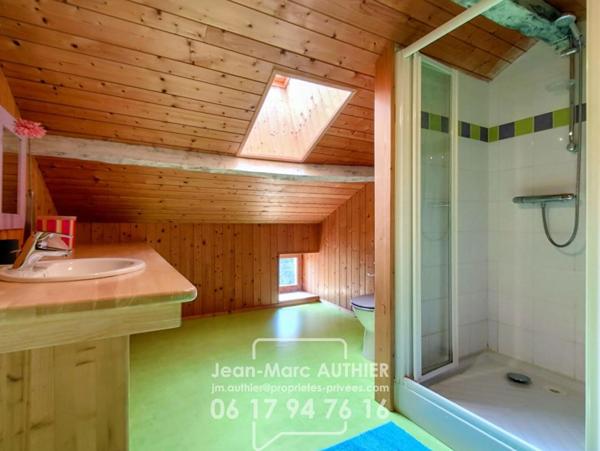 Propriété de charme, 212 m2, 6 chambres, piscine chauffée sur 6774 m2 de jardin