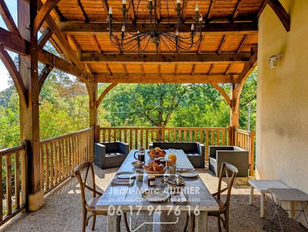 Propriété de charme, 212 m2, 6 chambres, piscine chauffée sur 6774 m2 de jardin