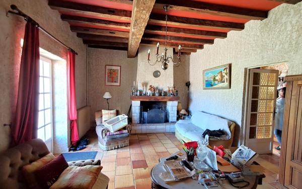 Maison à vendre    10 pièces •  Eymet