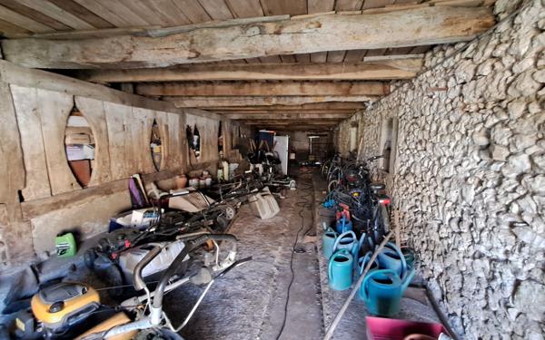 Maison à vendre    10 pièces •  Eymet